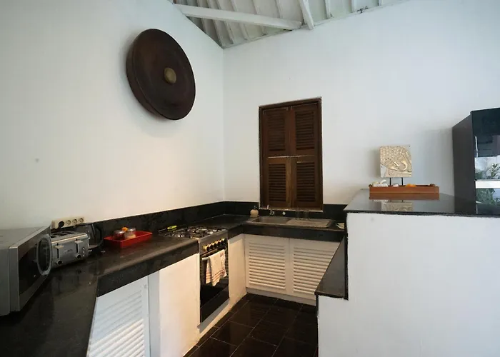 5 Bedroom Etnik In With Big Garden And Private Pool *