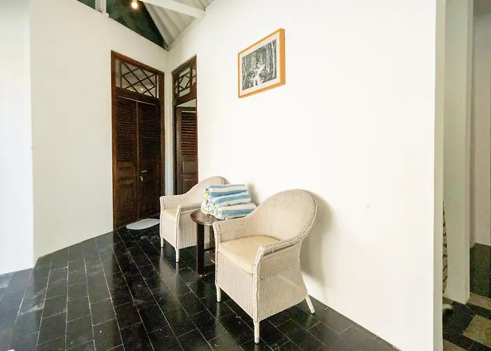 5 Bedroom Etnik In With Big Garden And Private Pool