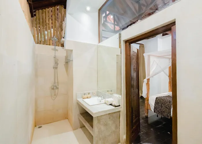 5 Bedroom Etnik In With Big Garden And Private Pool