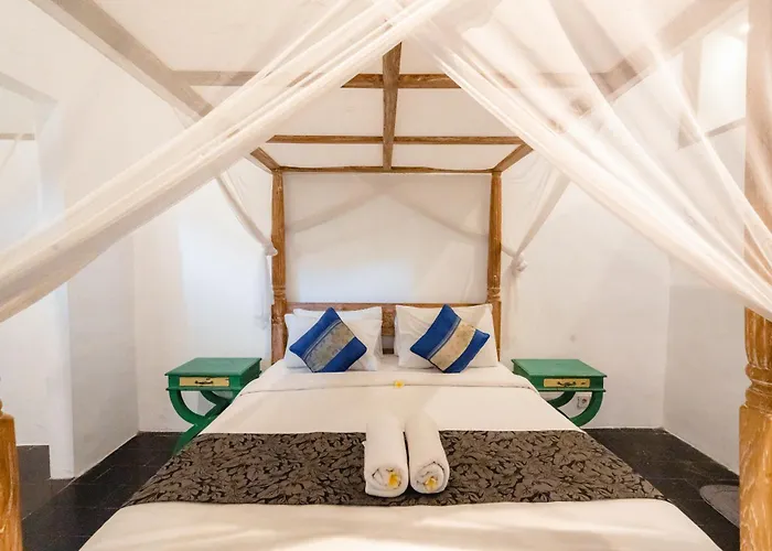 5 Bedroom Etnik In With Big Garden And Private Pool Вилла Семиньяк