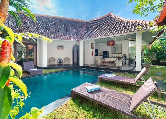 Villa 5 Bedroom Etnik In With Big Garden&private Pool Seminyak