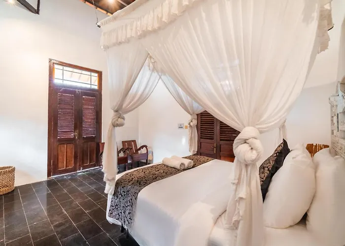 Villa 5 Bedroom Etnik In With Big Garden&private Pool Seminyak