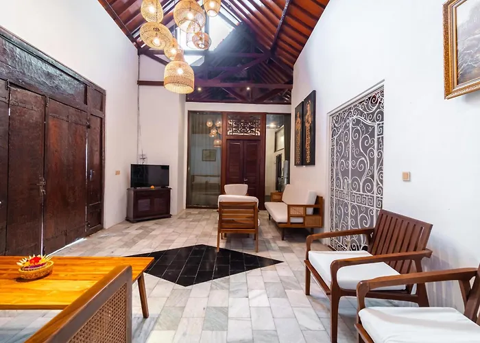 5 Bedroom Etnik In With Big Garden&private Pool Seminyak