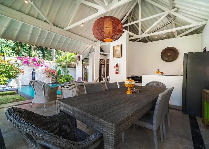 5 Bedroom Etnik In With Big Garden&private Pool Villa